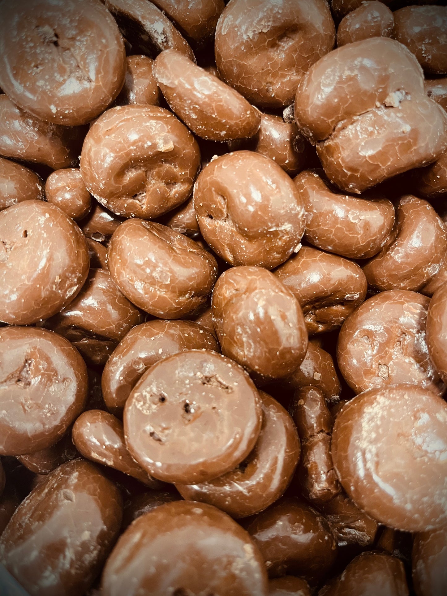 Milk Chocolate Mini Sandwich Cookies