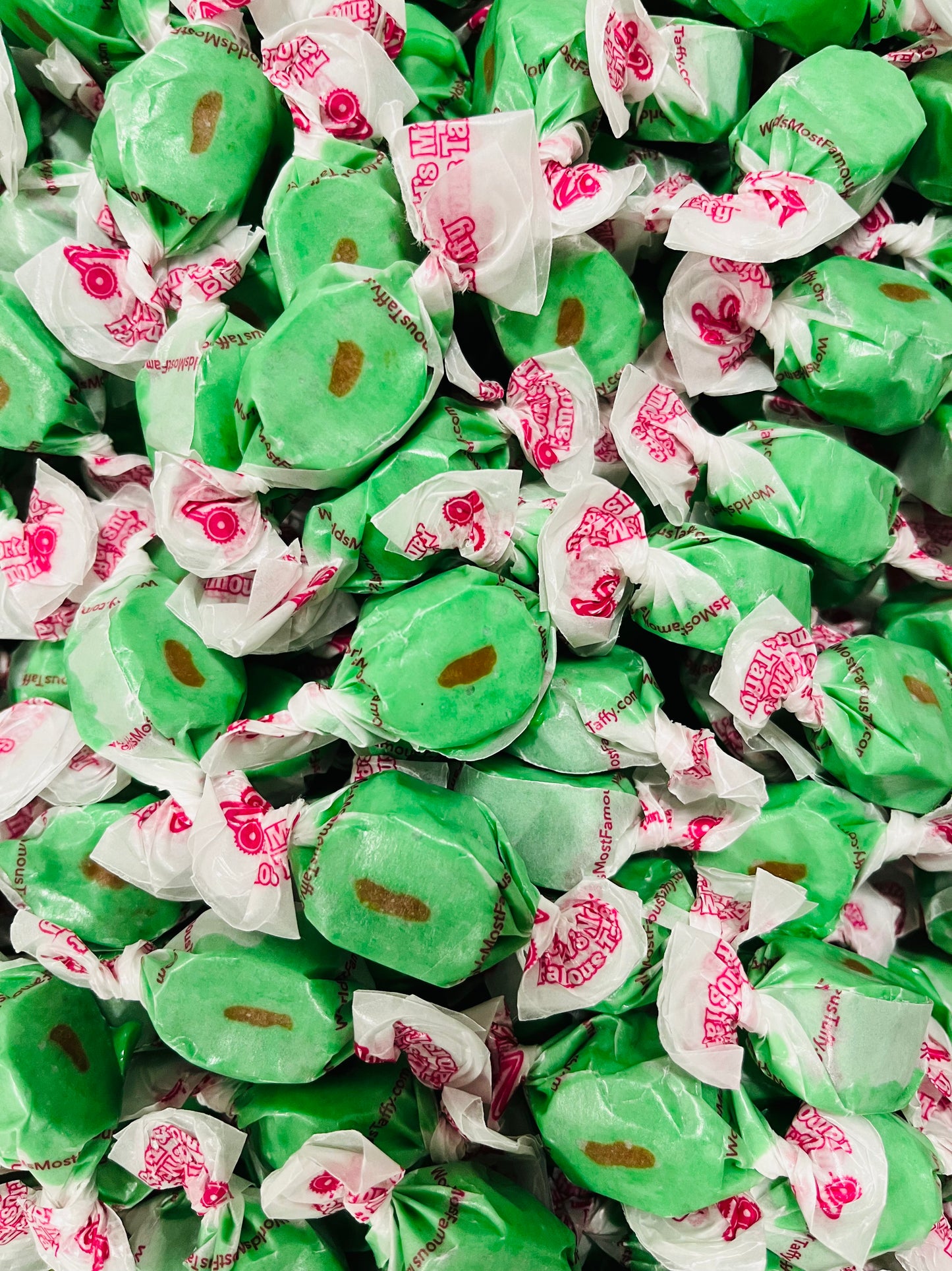 Zeno's Caramel Apple Taffy