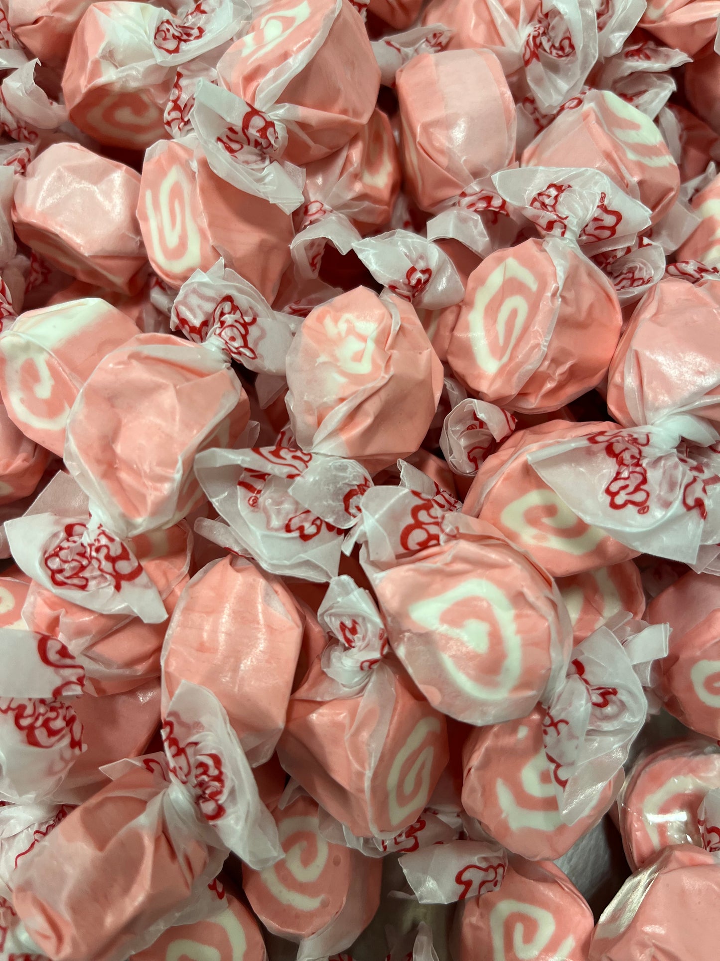 Cinnamon Swirl Taffy