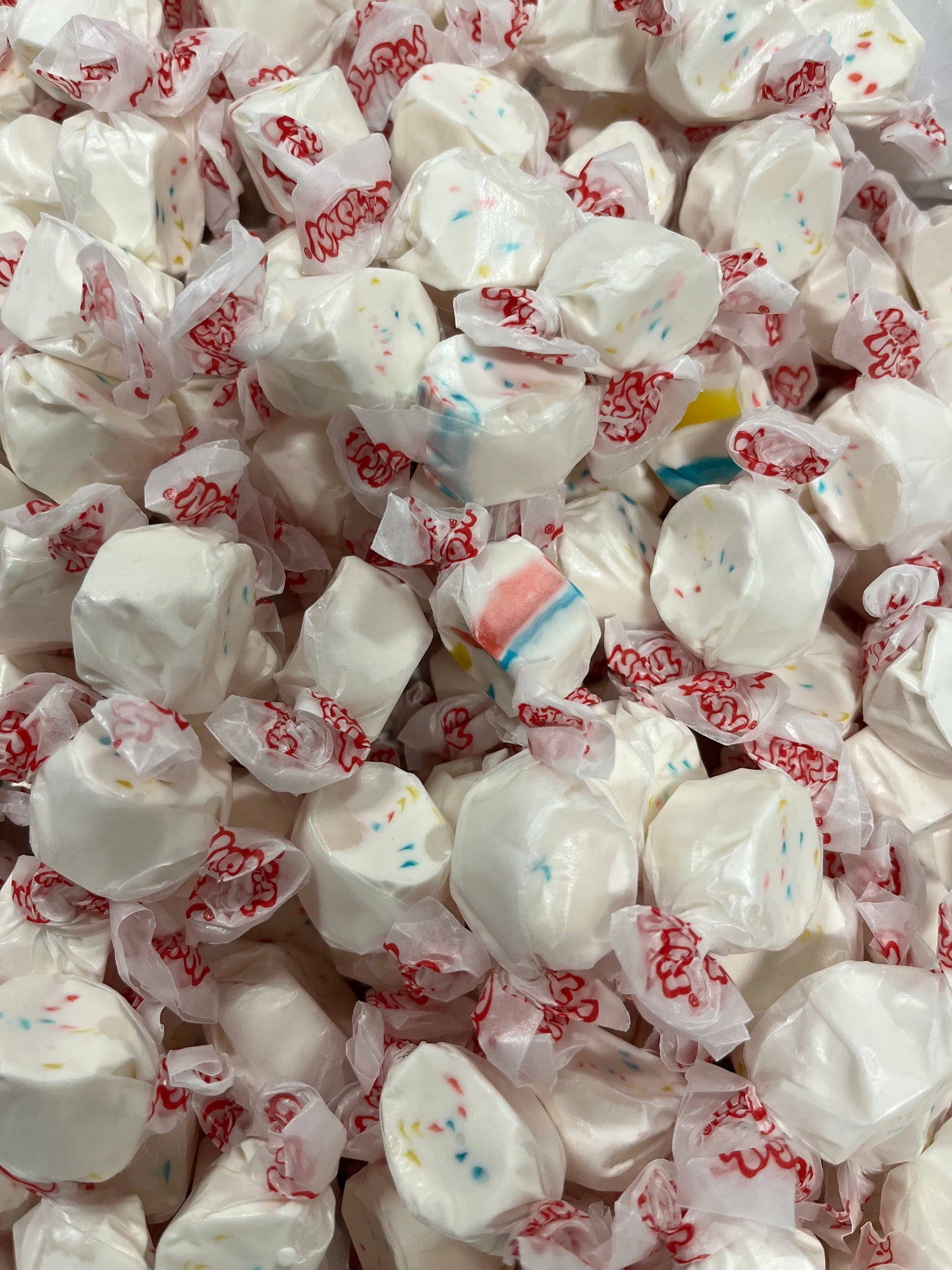 Frosted Cupcake Taffy