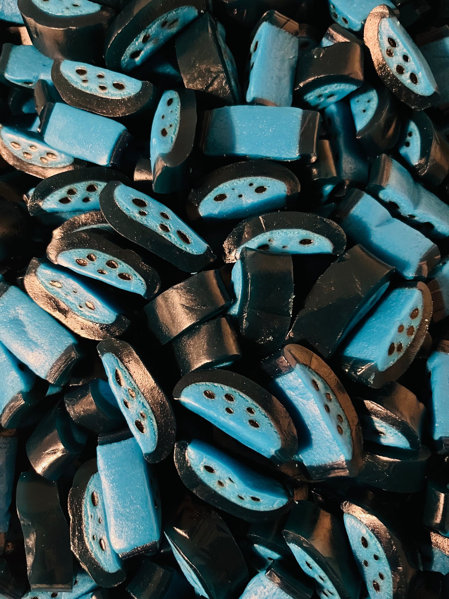 Peelable Blue Raspberry Slices (UK)