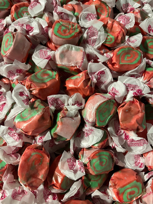 Zeno's Cherry Limeade Taffy
