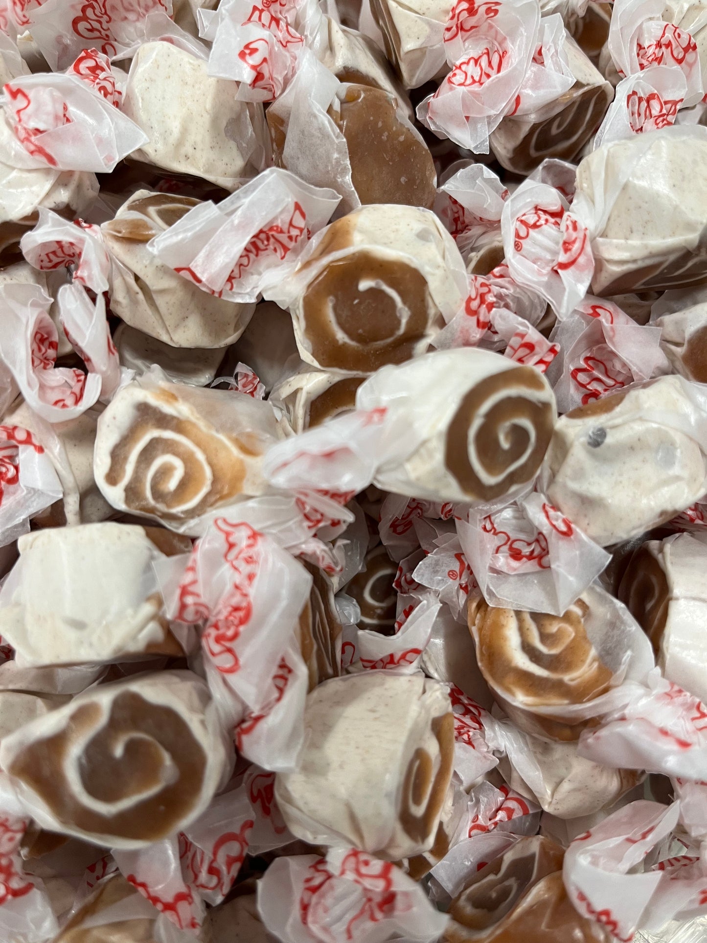 Cinnamon Roll Taffy